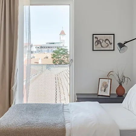 Apartment Plum Guide - Chalcedony *